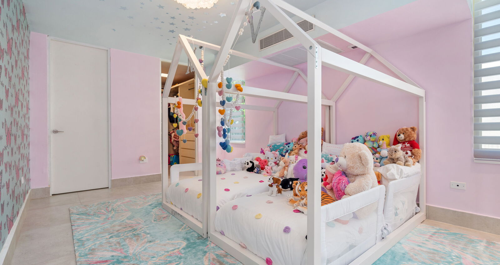 Kids Bedroom Sabanera de Dorado